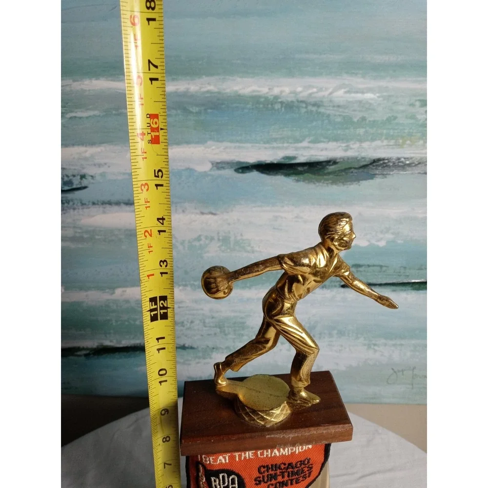 C.I.D‎ Ford City Bowling Trophy 1968-69 W/BPA Chicago Sun Times Patch 1969-70